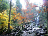 La cascade de Tendon à 6 km